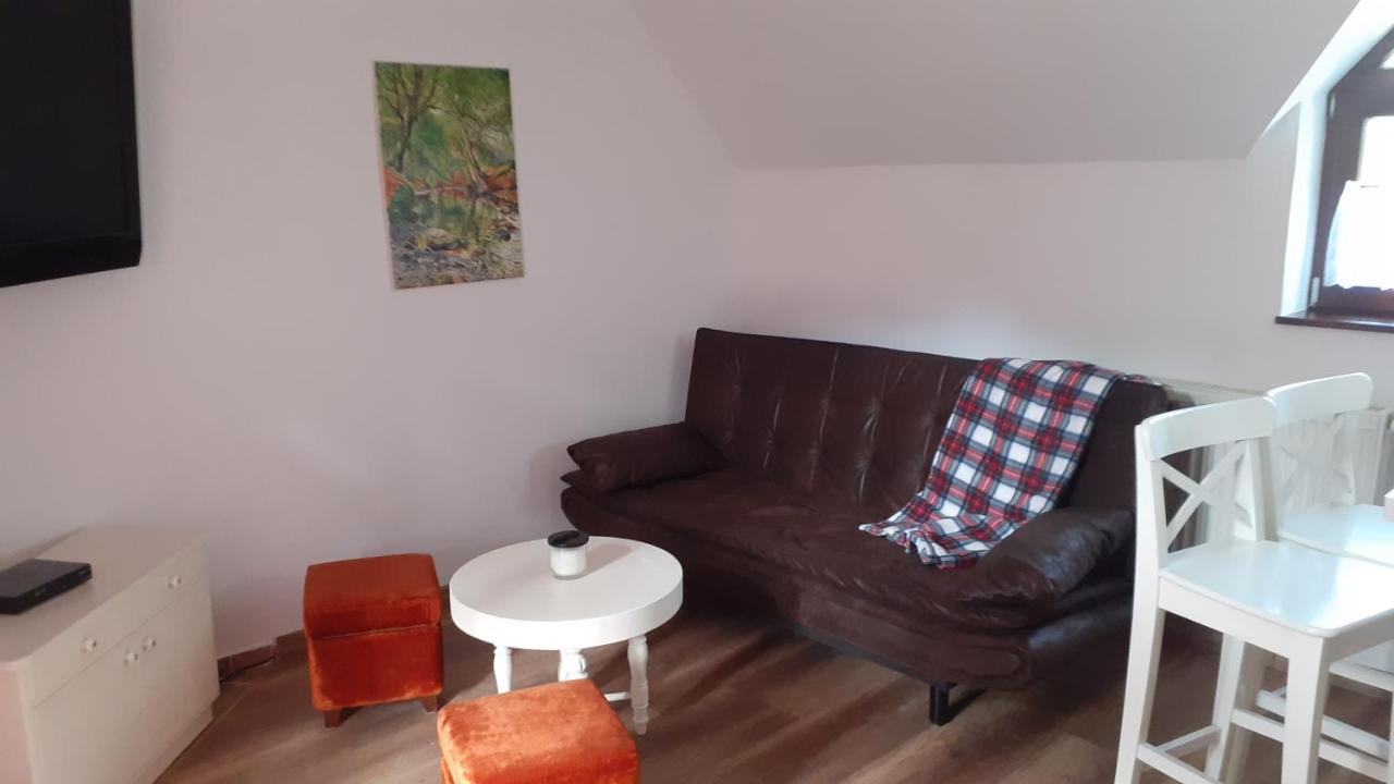 Domcek Apartment ตาตรันสกา ลอมนีจา ภายนอก รูปภาพ