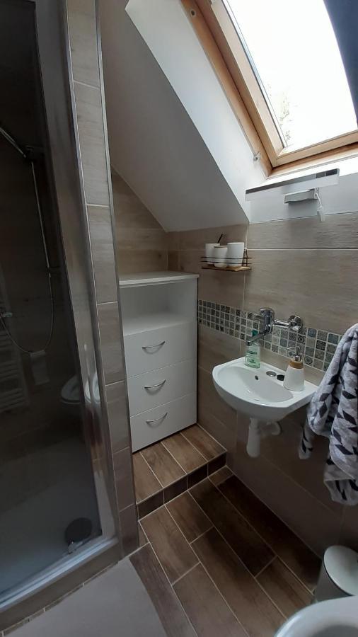 Domcek Apartment ตาตรันสกา ลอมนีจา ภายนอก รูปภาพ